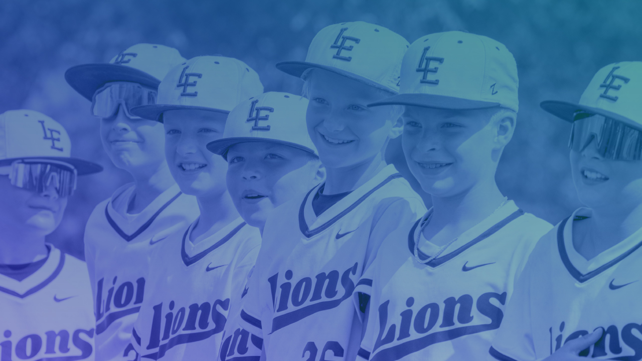 youth baseball players