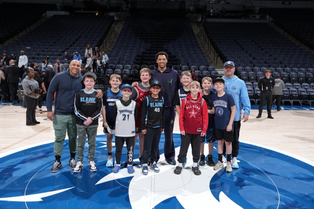 2024_grade_state_champions_timberwolves_night_TW_2024.04.12_ATL_6908