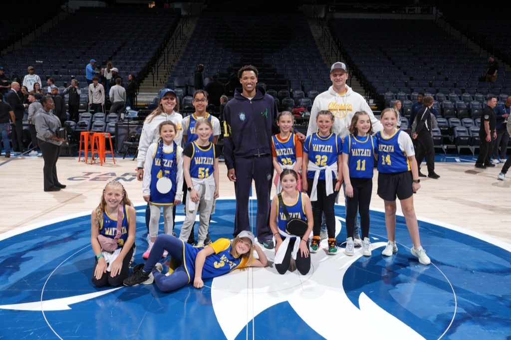2024_grade_state_champions_timberwolves_night_TW_2024.04.12_ATL_6916