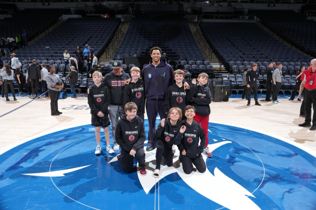 2024_grade_state_champions_timberwolves_night_TW_2024.04.12_ATL_6925