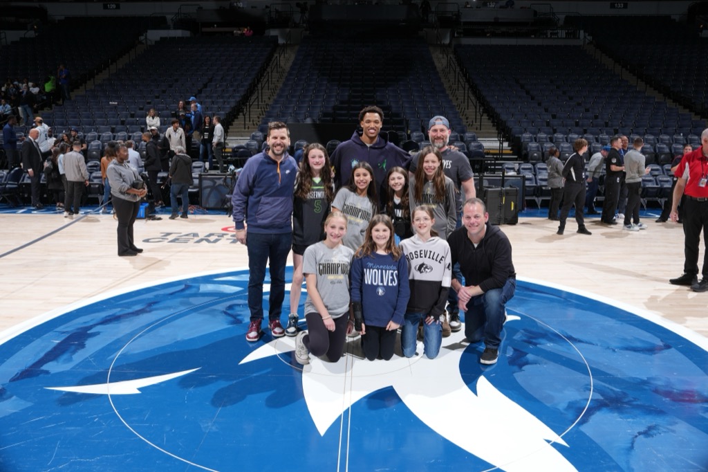 2024_grade_state_champions_timberwolves_night_TW_2024.04.12_ATL_6926