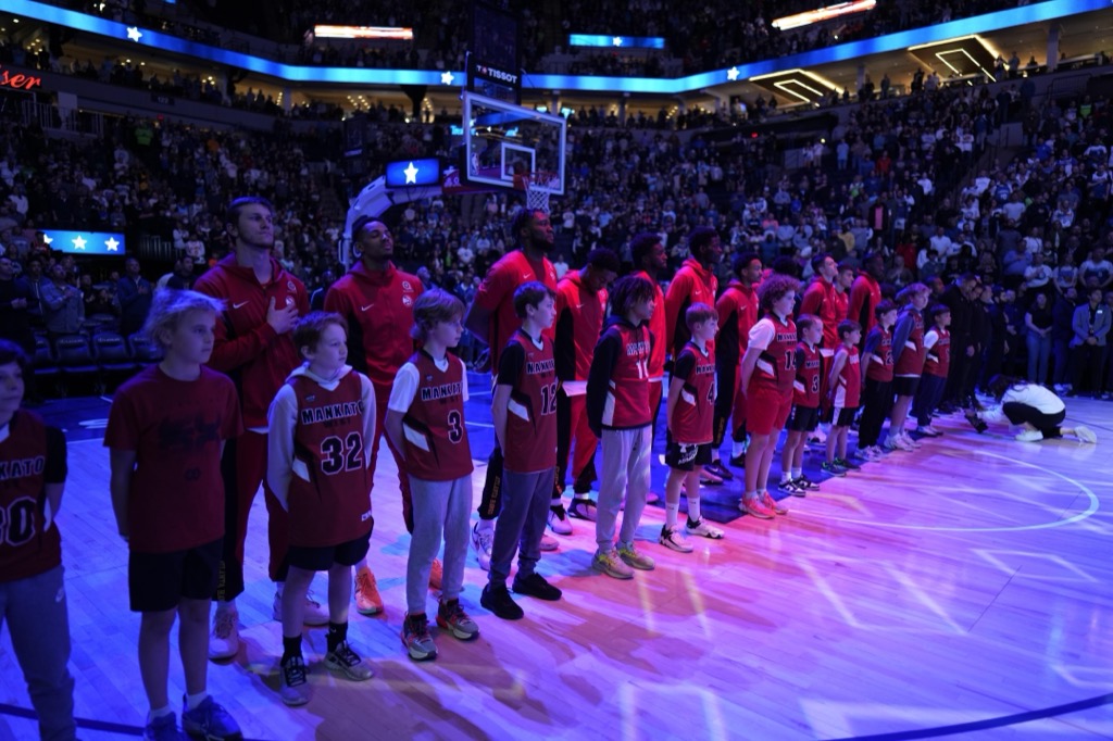 2024_grade_state_champions_timberwolves_night_TW_2024.04.12_ATL_7072
